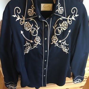 Beautiful Scully Womens Western shirt.